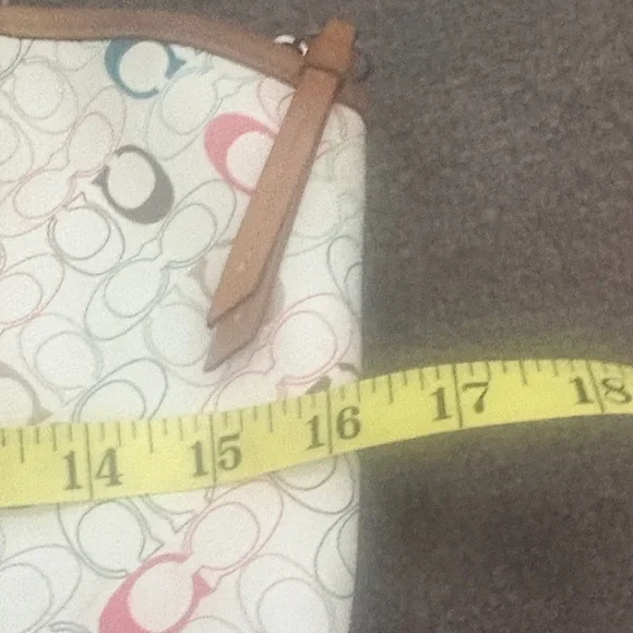 Coach Multicolor Signature Shoulder Bag with Tan Accents - Picture 6 of 7